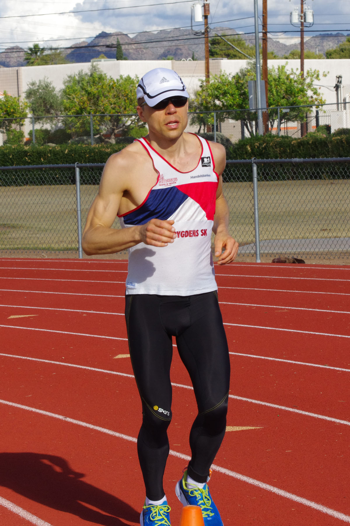 IMGP9680_C.jpg